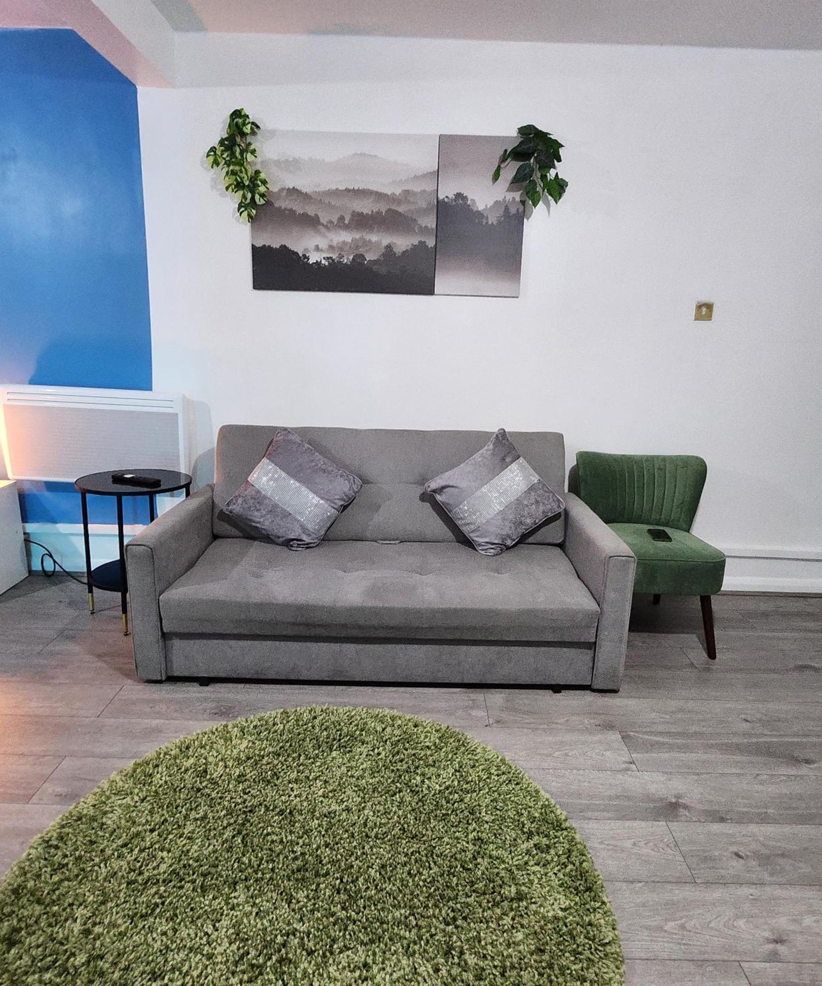 New Deluxe Studio Apt-2 Londen Buitenkant foto
